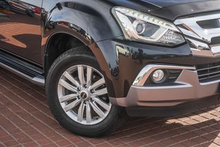 Isuzu MU-X