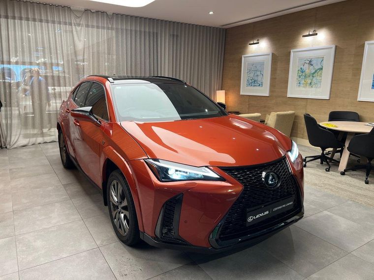 Lexus UX