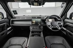 Land Rover Defender 110 P400e HSE