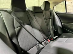 TOYOTA COROLLA Ascent Sport