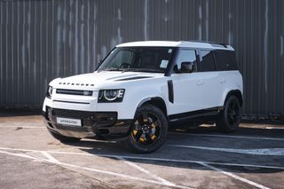 Land Rover Defender 110 D300 HSE