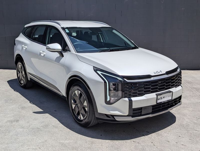 Kia Sportage HEV Light 1.6T Petrol AWD