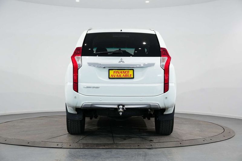 Mitsubishi Pajero Sport