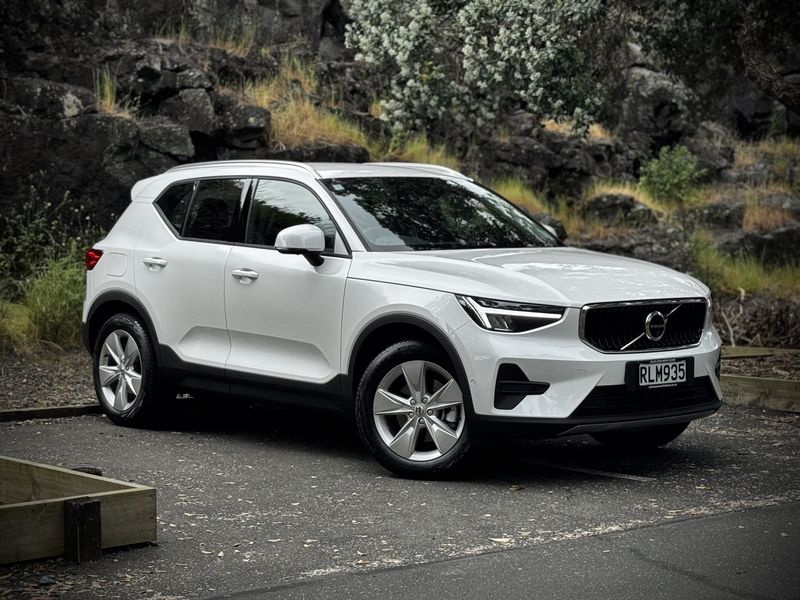 Volvo XC40 B4 FWD Plus