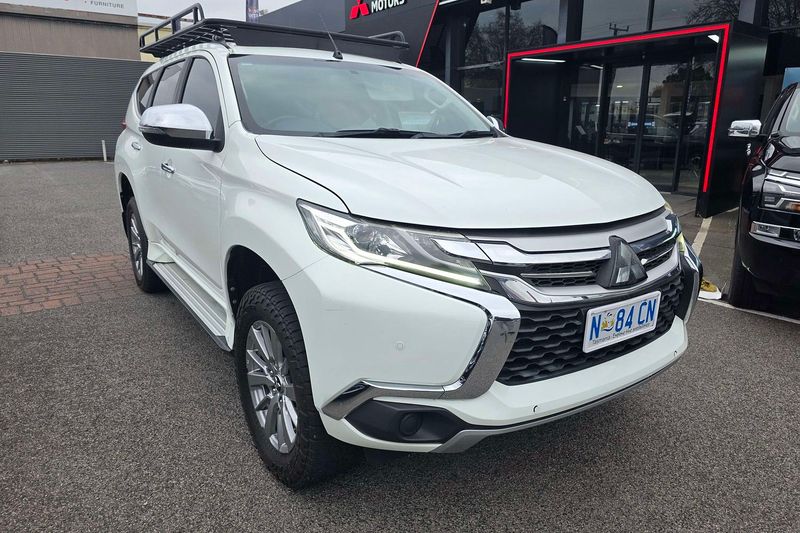 Mitsubishi Pajero Sport