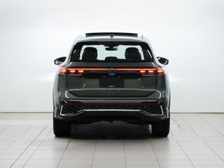 Volkswagen Tiguan R-Line 2WD