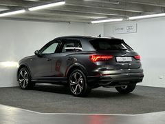 Audi Q3 45 TFSI q S tronic (180 kW)