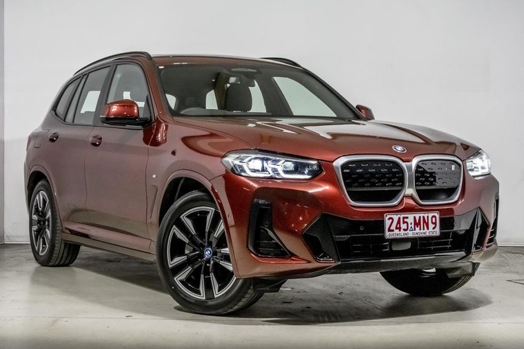 BMW iX3