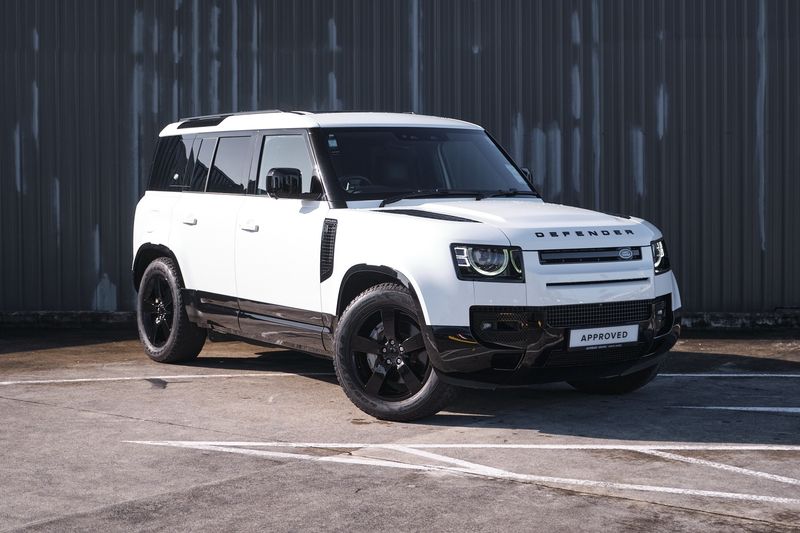 Land Rover Defender 110 D300 HSE