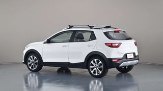 2022 KIA STONIC SPORT -