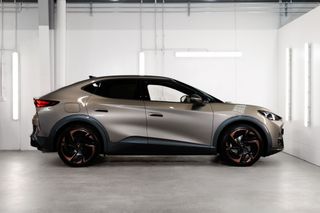 CUPRA Tavascan VZ