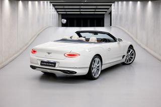 Bentley Continental GTC V8