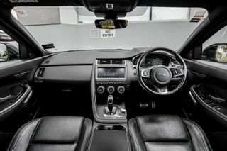 Jaguar E-Pace P250 AWD R-Dynamic SE