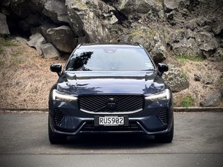 Volvo XC60 T8 Black Edition Plug-in Hybrid
