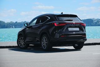 Lexus NX 350h Premium