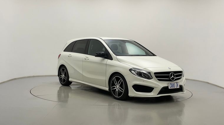 2016 MERCEDES-BENZ B180