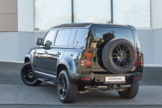 Land Rover Defender 110 D240 S