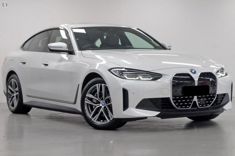 BMW i4