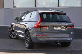 Volvo XC60 B5 AWD Plus