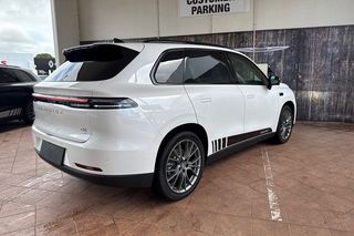 Leapmotor C10