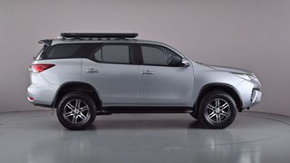 2016 TOYOTA FORTUNER GX