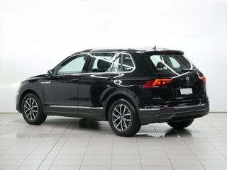 Volkswagen Tiguan TSI Life 2WD