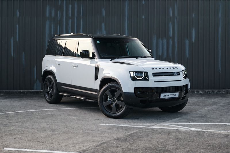 Land Rover Defender 110 D250 S