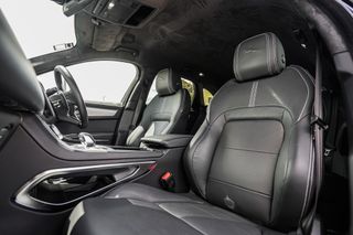 Jaguar F-Pace P400e R-Dynamic HSE