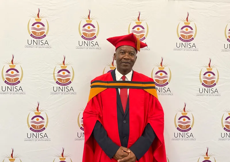 Mahlaga J Molepo Attains Doctoral Qualification in Information Science