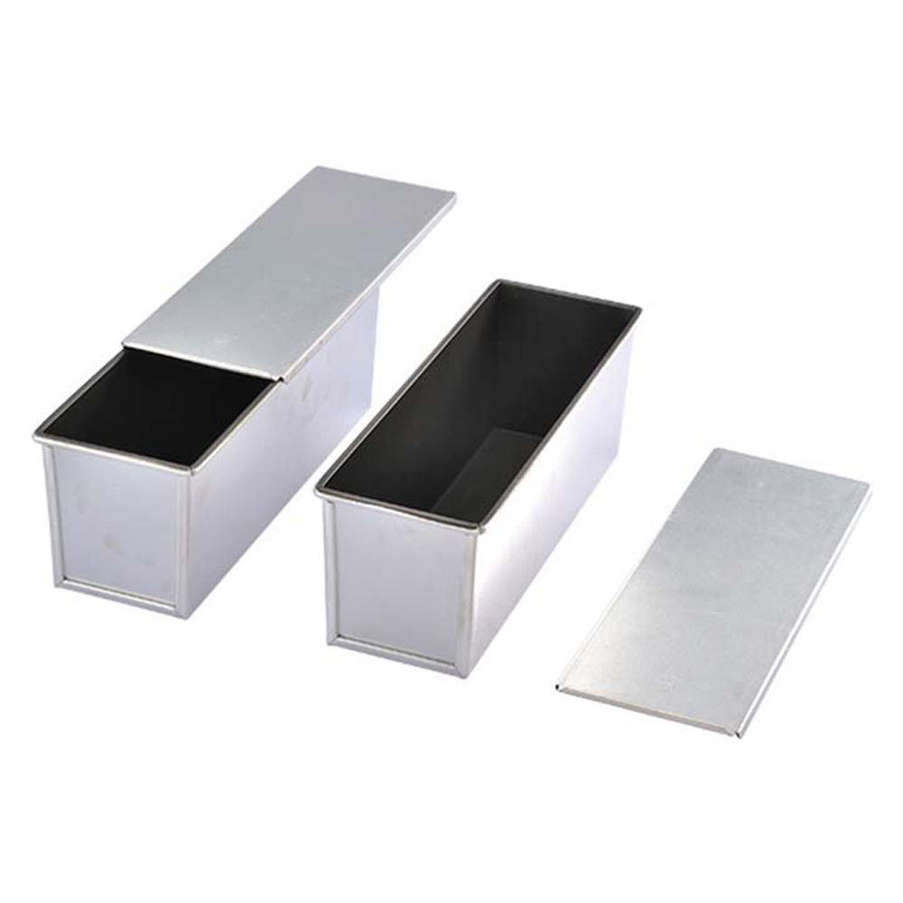 Sandwich clearance baking tins