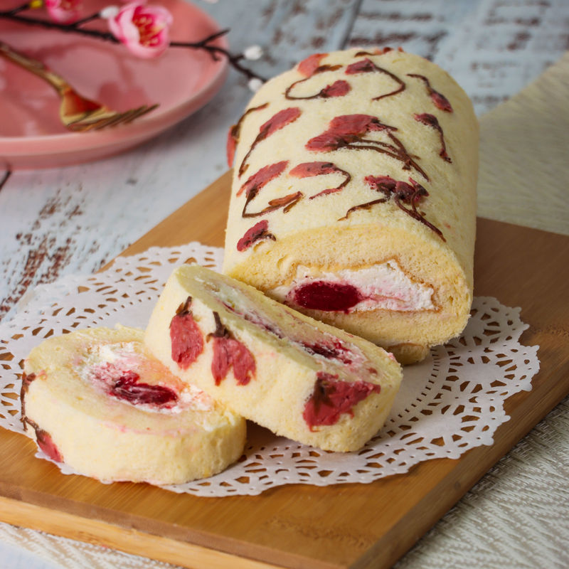 Sakura Swiss Roll Cake