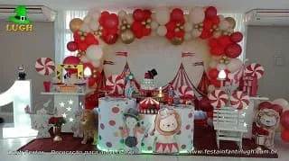 Decoração de festa de aniversário de 1 ano tema do Circo