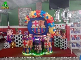 Decoração Barcelona - Mesa decorada com o time de futebol do Barcelona para festa de aniversário infantil - Barra RJ