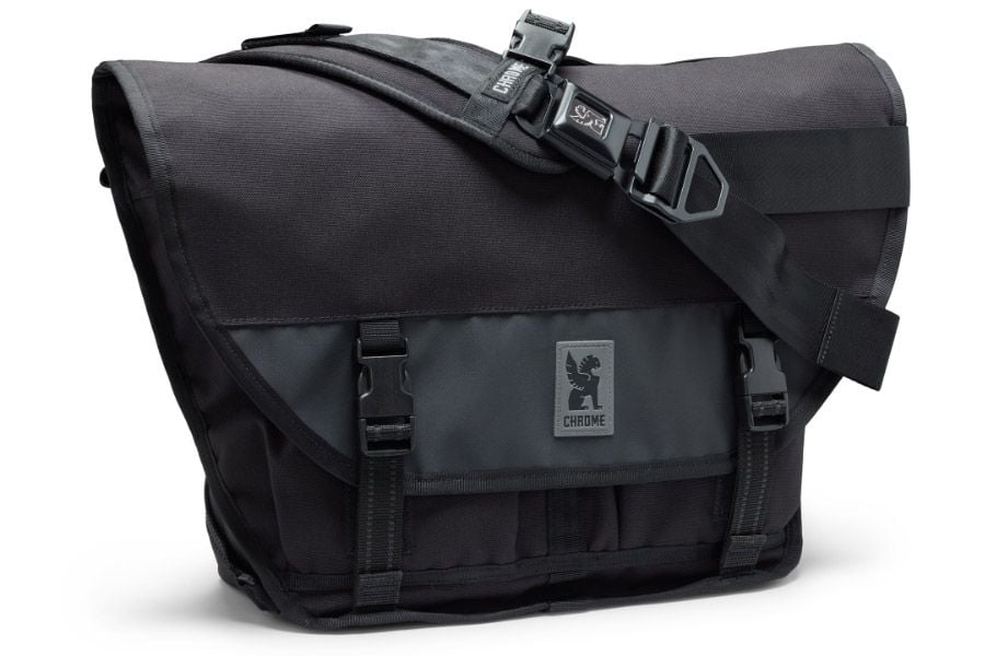 Chrome Industries Citizen Messenger Bag schwarz 15L