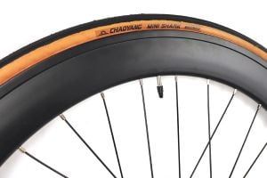 Chaoyang Mini Shark 28" Tire 700x25c Black/Brown + Inner Tube Presta 80mm valve