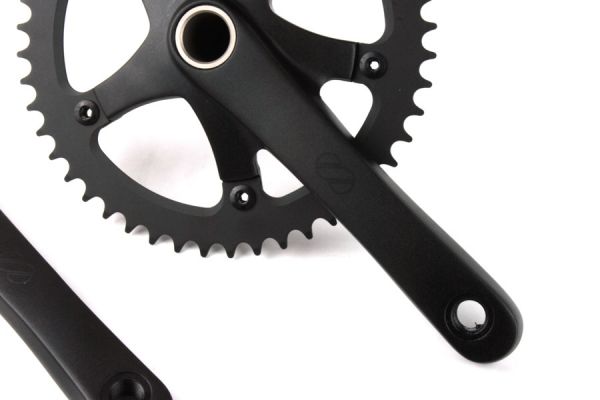 8bar Giga Crankset - Zwart