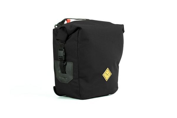 Alforja Restrap Pannier 22L Negro