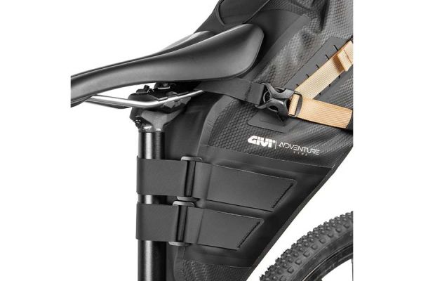 Givi Adventure Hump Saddle Bag 17L - Black