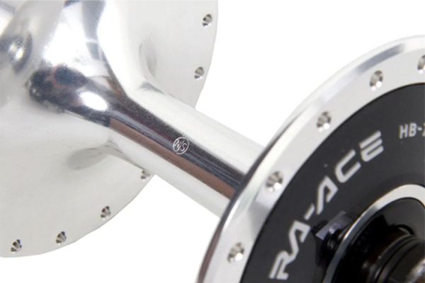 Shimano Dura-Ace Track HB-7600 Fornav 142 mm 32H - Sølv