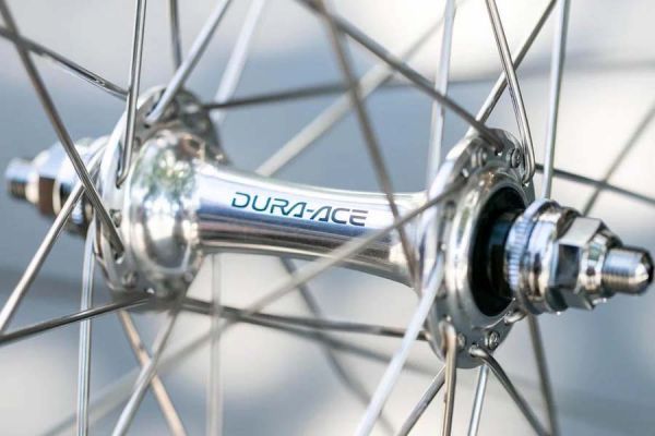 Buje delantero Shimano Dura-Ace Track HB-7710 142 mm 32 Agujeros Plata