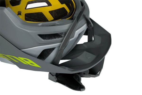 Bluegrass Rogue Core Helmet MIPS Grey