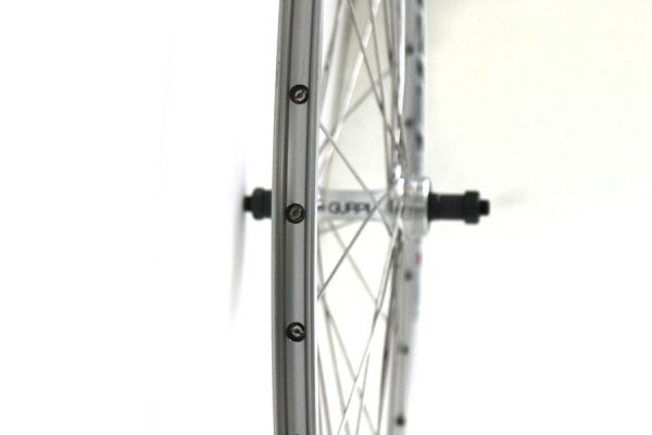 Gurpil Chrina 700c Achterwiel Schroefdraad op freewheel Snelspanner - Zilver Polished