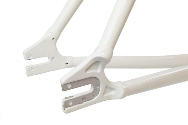 Santafixie Raval Frameset - White