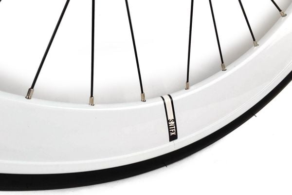 Roue Arrière Santafixie 60mm + Chambre à air + Pneu Blanc