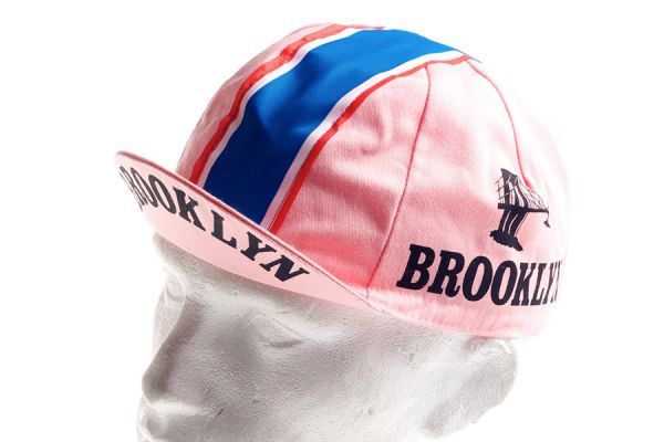 Vintage Brooklyn Cap - Rosa