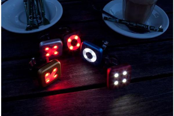 Knog Blinder 4 Punkt Front-/Rücklicht - rot