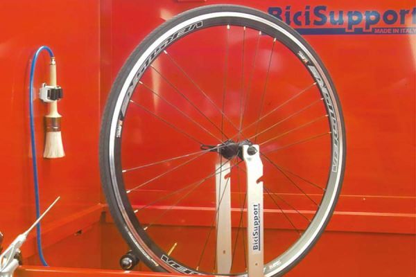 Pulitore di biciclette Bicisupport BS401