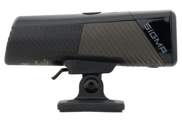 Luz delantera Sigma Buster 800 Lm Negro