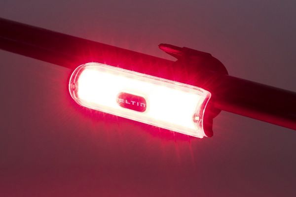 Lumière arrière vélo Eltin Rechargeable USB 50