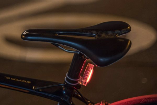 Knog Plus Achterlicht - Zwart